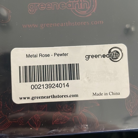 Infinity Metal Rose 🌹 - Picture 4 of 5